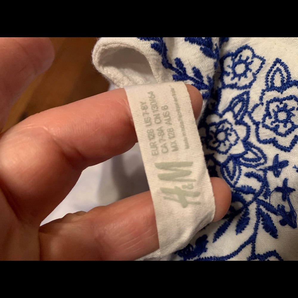 Little girls H&M cotton hippie top.